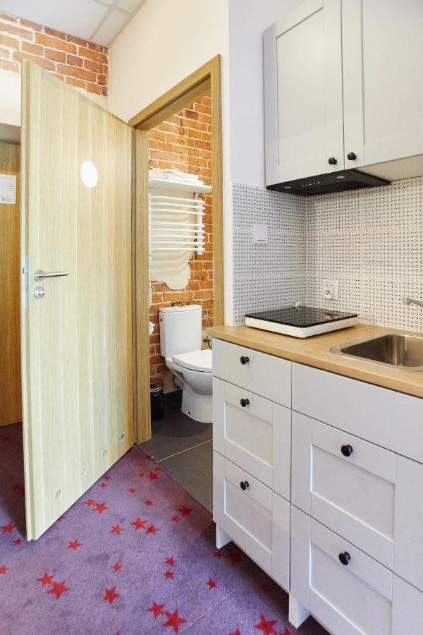 Koszary Arche 3*